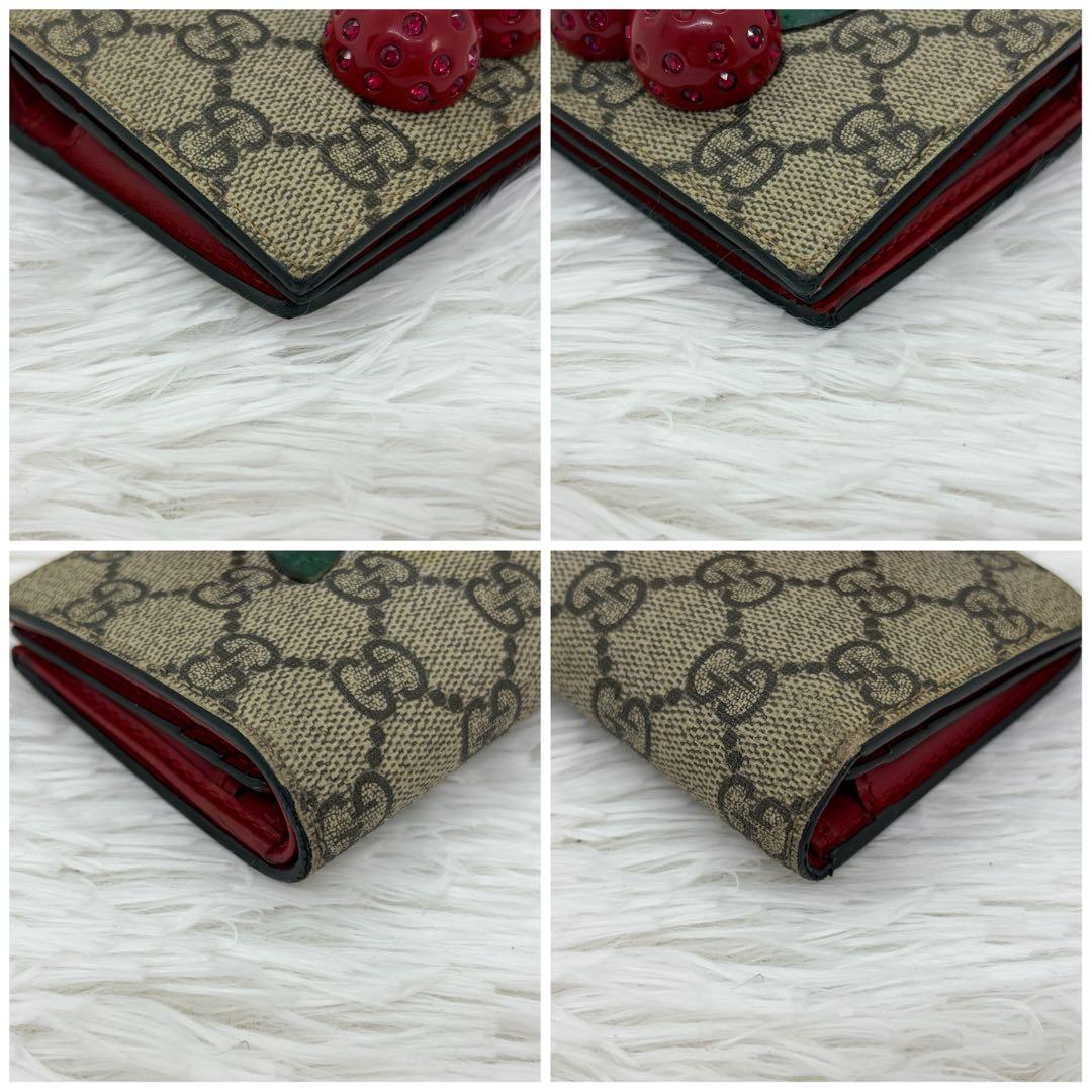美品✨️グッチ 二つ折り財布 チェリー さくらんぼ PVC GG スプリーム