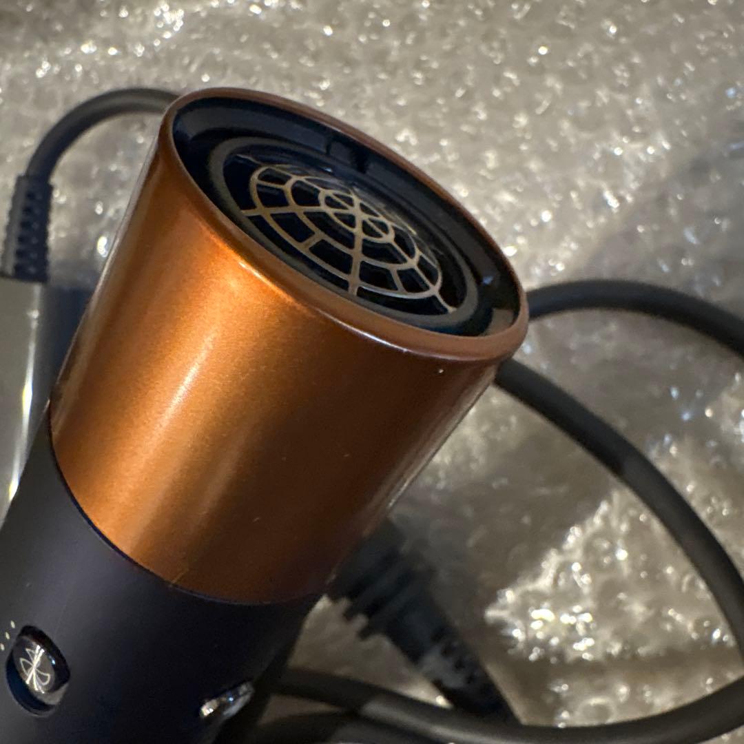 ダイソン　HS05 ヘアスタイラー