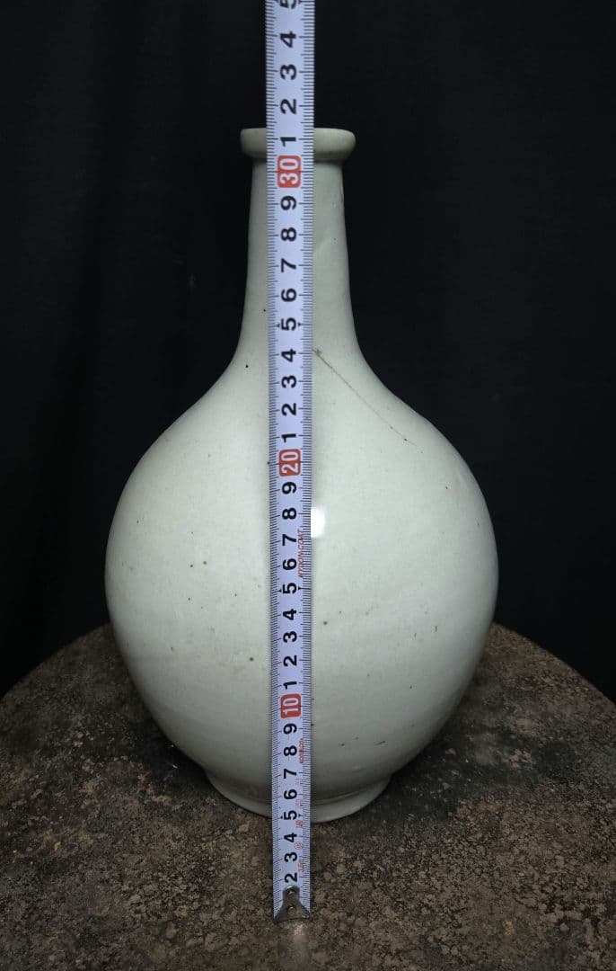 詳細不明確か古伊万里？白色陶器製ボトル型花瓶オブジェインテリア骨董市