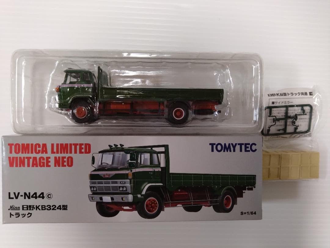 トミカリミテッドヴィンテージネオ LV-N44c 日野 KB324型 トラック
