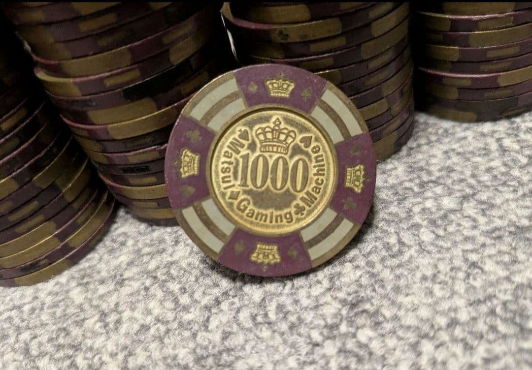 MGM カジノチップ$1000表記　100枚　ポーカー　バカラ　チップ　カジノ