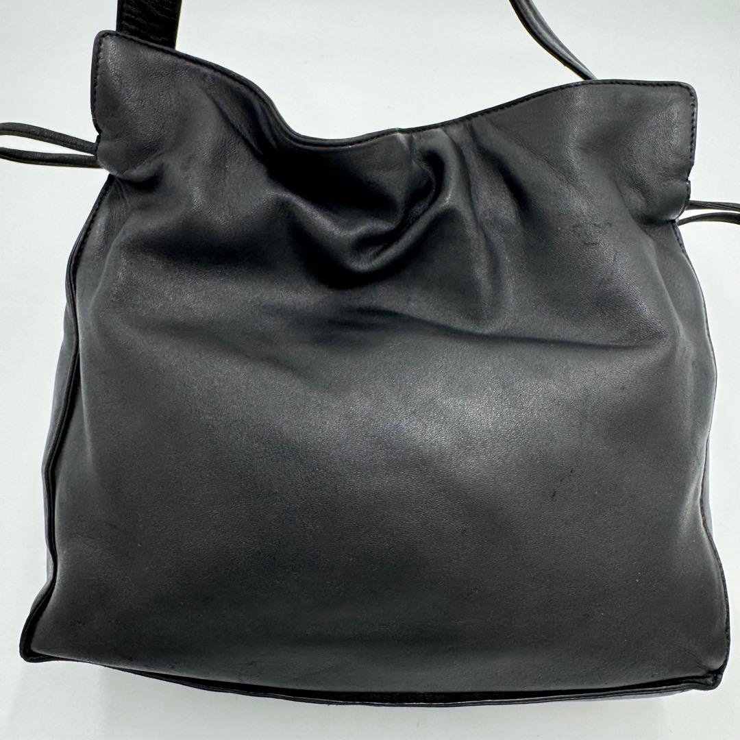 ロエベ フラメンコ アナグラム ナッパレザー ショルダーバッグ 巾着 ブラック