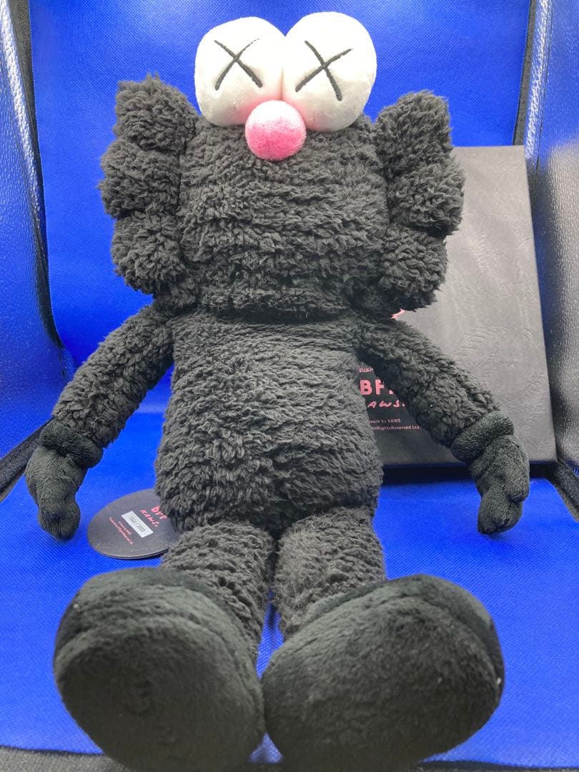 Y*I様 Kaws BFF Black Plush 世界3000体限定 ぬいぐる