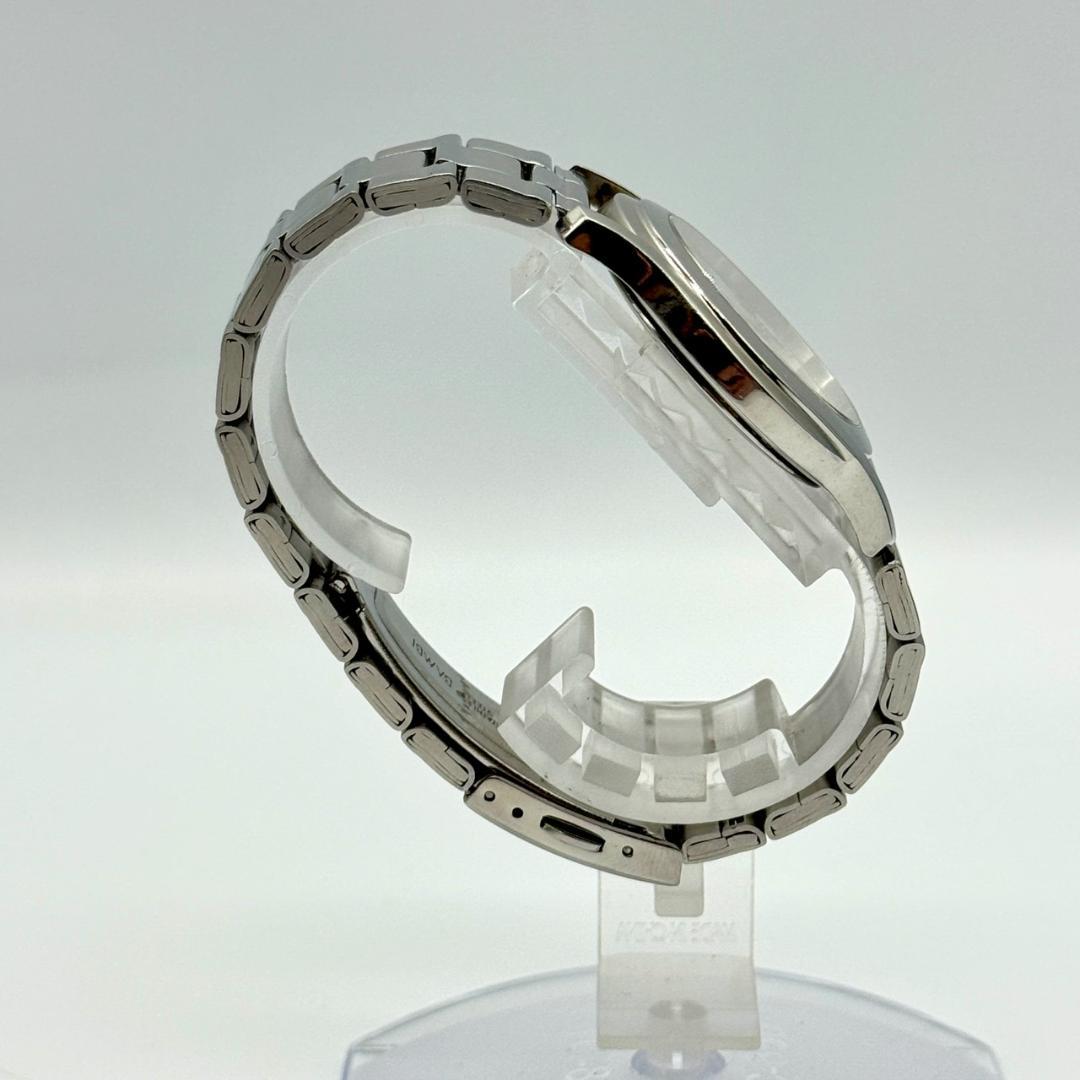 稼働品 GUCCI グッチ 腕時計 デイト シルバー文字盤 クォーツ ３針