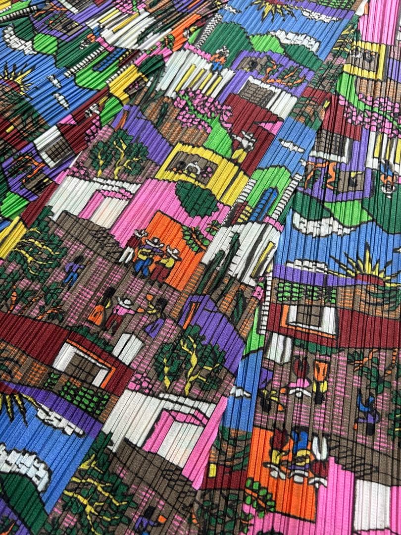 プリーツプリーズ　可愛いフレアスカート