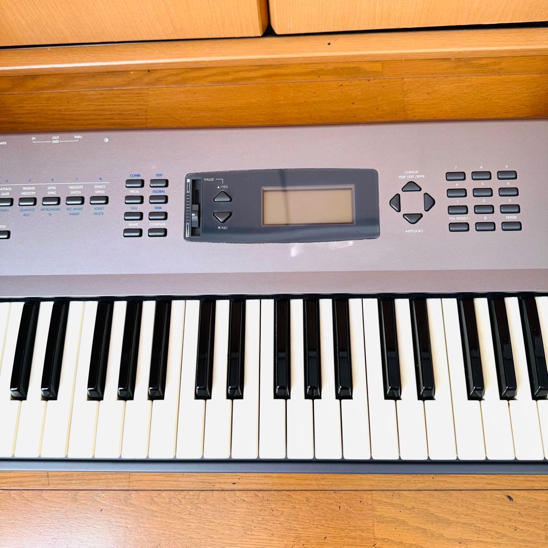 KORG N364 音楽ワークステーション 61鍵盤 シンセサイザー