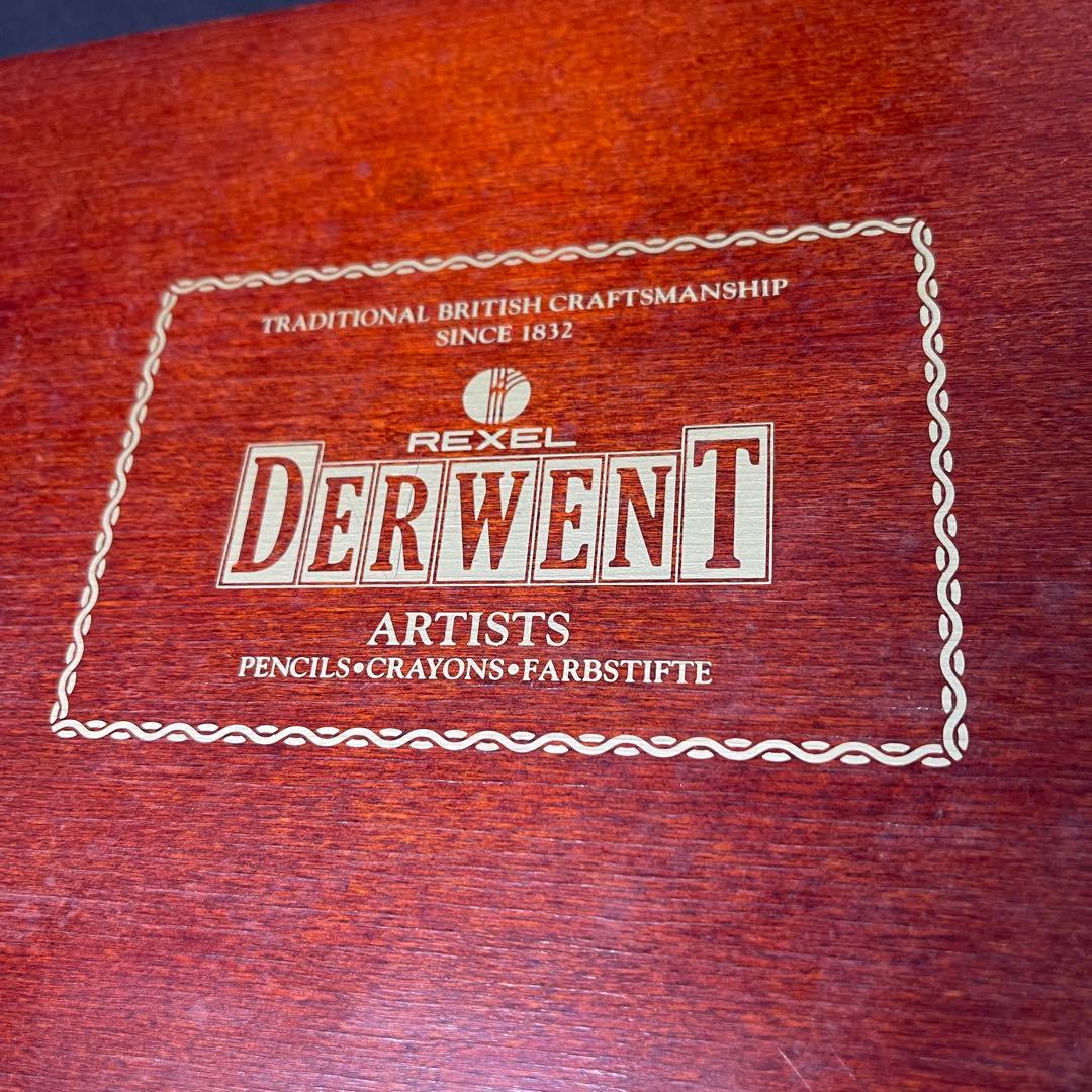 A861⭐︎美品 DERWENT ダーウェント 色鉛筆 72色 木箱入 イギリス