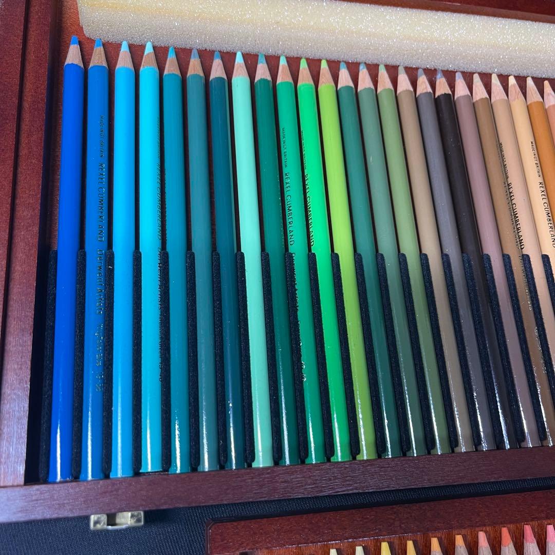 A861⭐︎美品 DERWENT ダーウェント 色鉛筆 72色 木箱入 イギリス