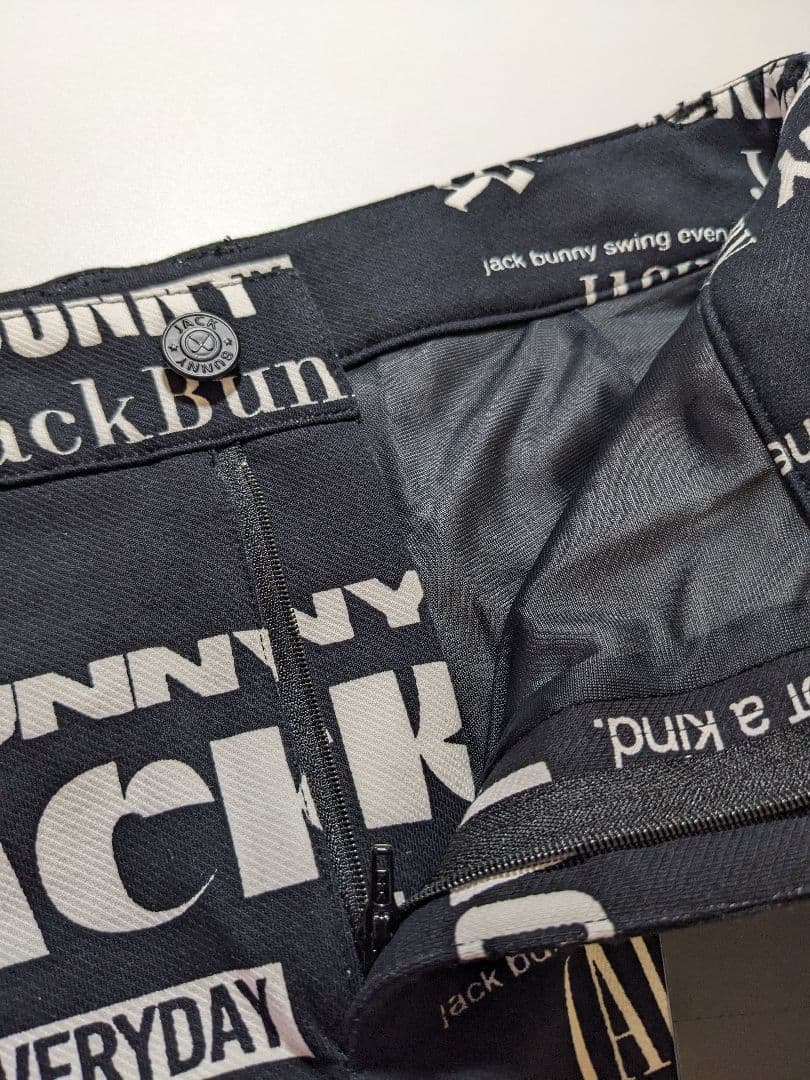新品未使用タグ付き★JACKBUNNY ロゴプリント ブラックスカート　人気