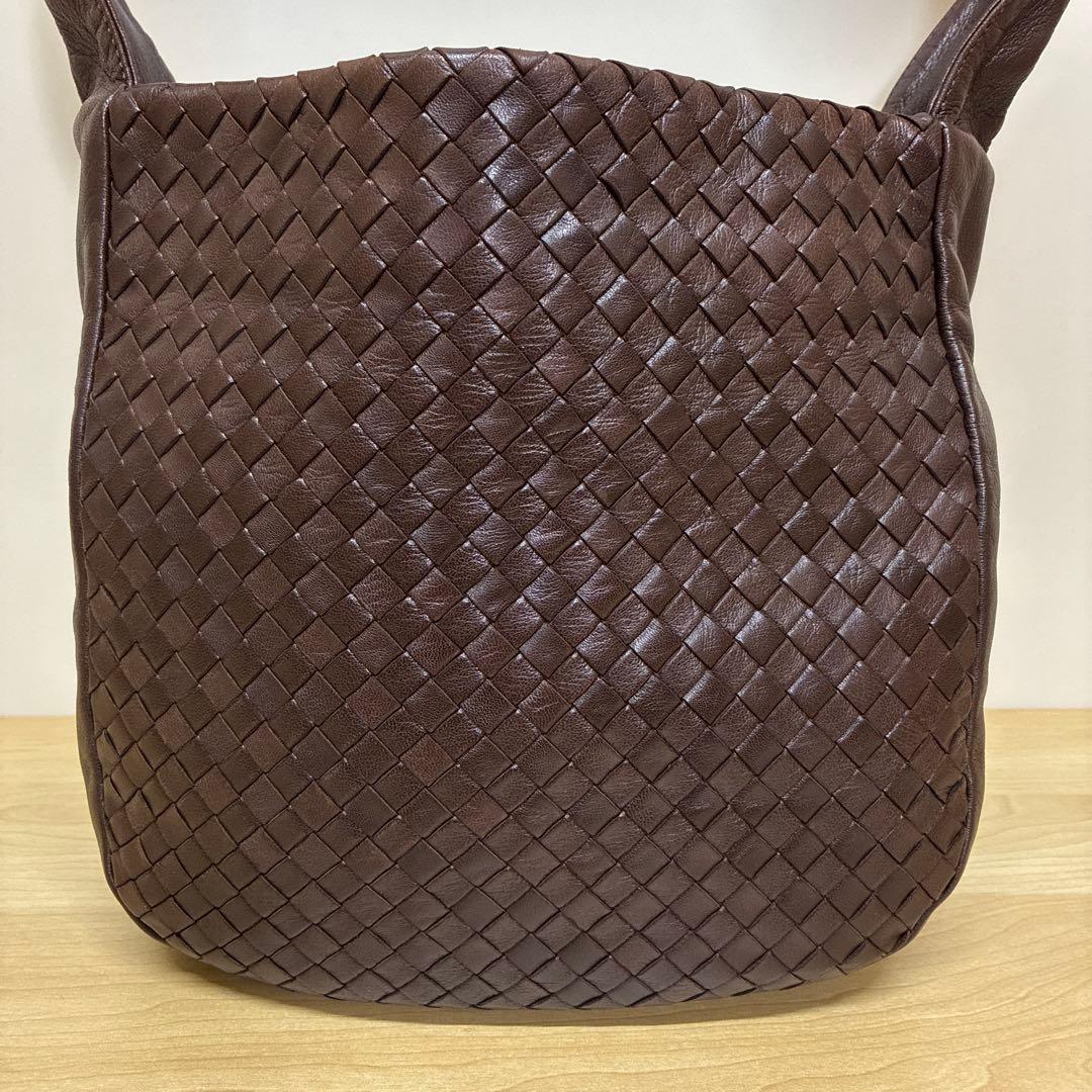 ボッテガヴェネタ　イントレチャート　ショルダーバッグ ワンショルダー　ブラウン
