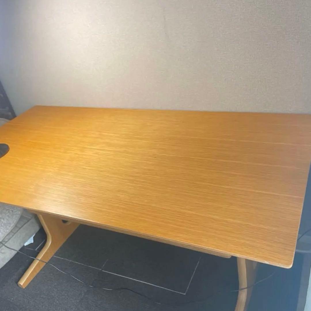 【完成形】無印良品 リビングでもダイニングでもつかえるテーブル　オーク材