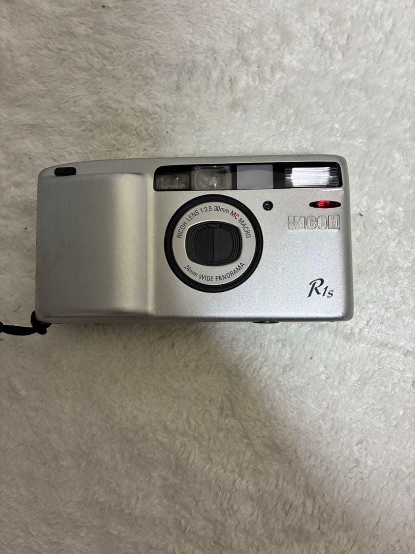 Ricoh R1s シルバー コンパクトフィルムカメラ - メルカリ