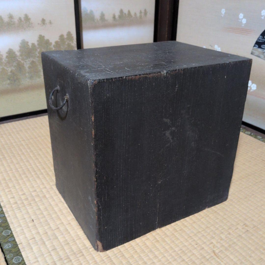 推定昭和初期 黒い木製6引き出しタンス