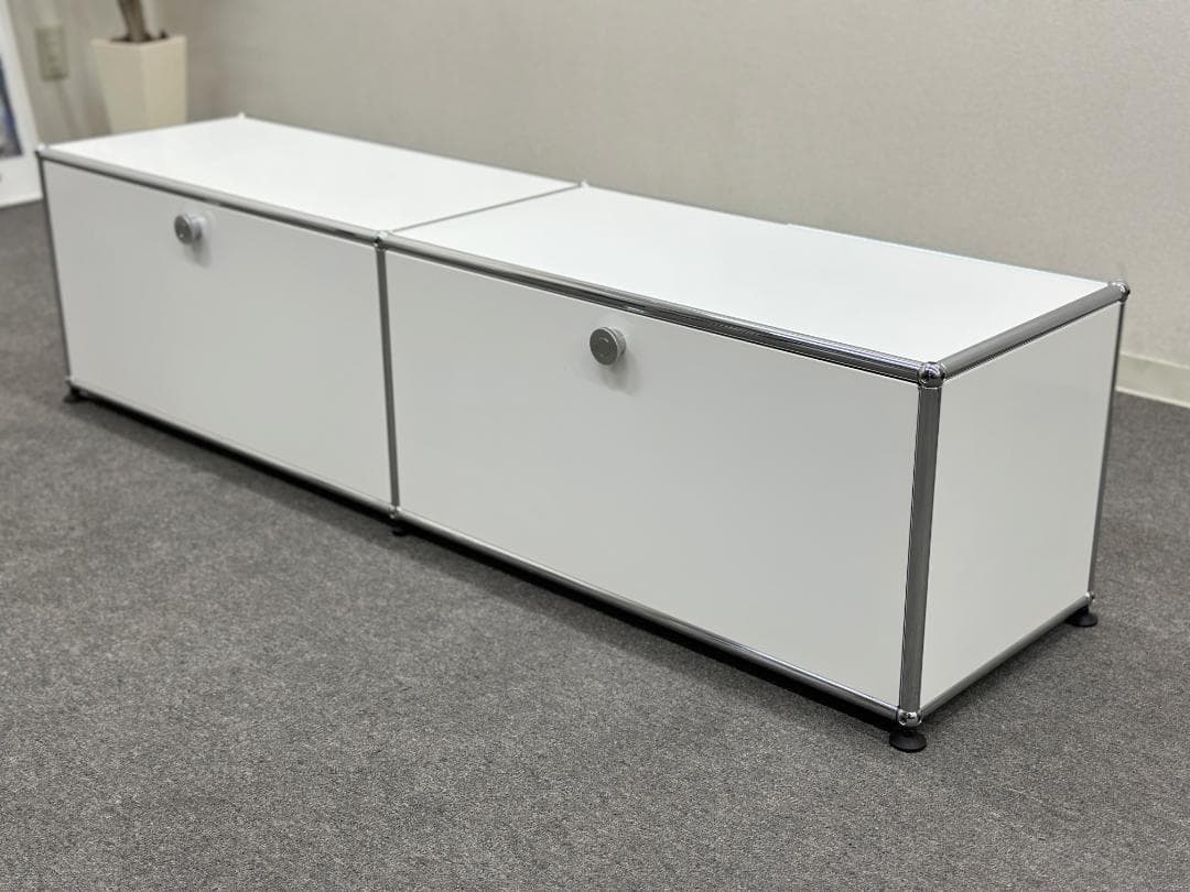 ラスト１点！USMハラー■サイドボード　テレビボード　2列1段　白　幅152cm ラスト1点！USMハラー□サイドボード テレビボード 2列1段 白 幅152cm