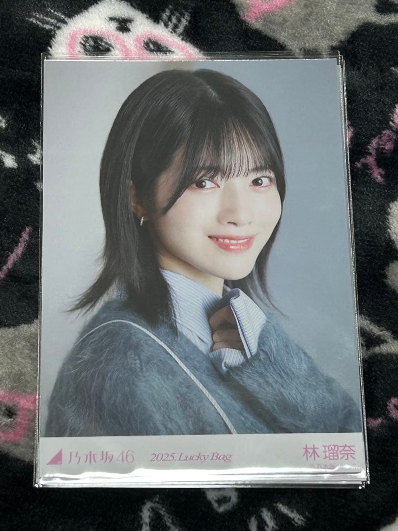 乃木坂46 林瑠奈 2025 Lucky Bag 生写真 カレンダー衣装 ヨリ - メルカリ