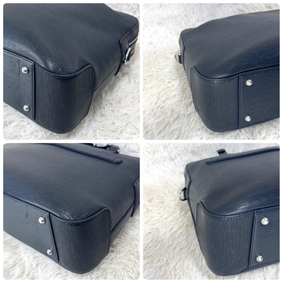 ペッレモルビダ 2室 キャピターノ ブリーフケース ビジネスバッグ レザー 紺