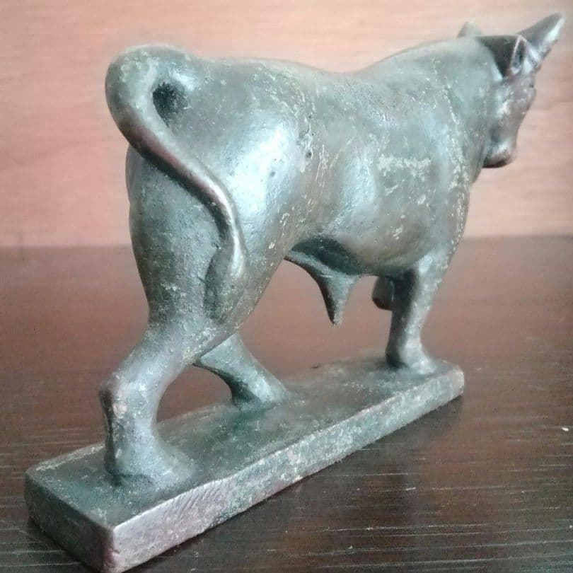 逸品　青銅製のミノア文明の雄牛　ギリシャクレタ島 　宇宙エネルギー　生と死の力