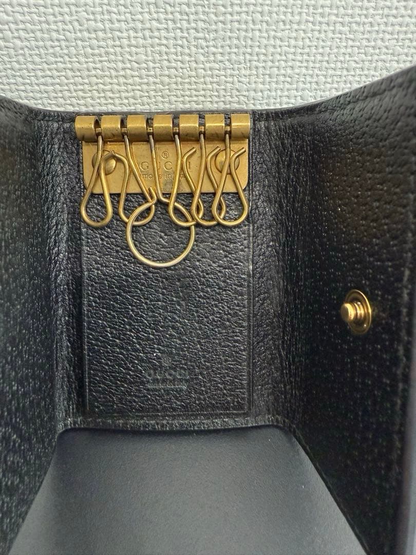 本日限定セール】GUCCI キーケースビー 蜂 ブラックレザー