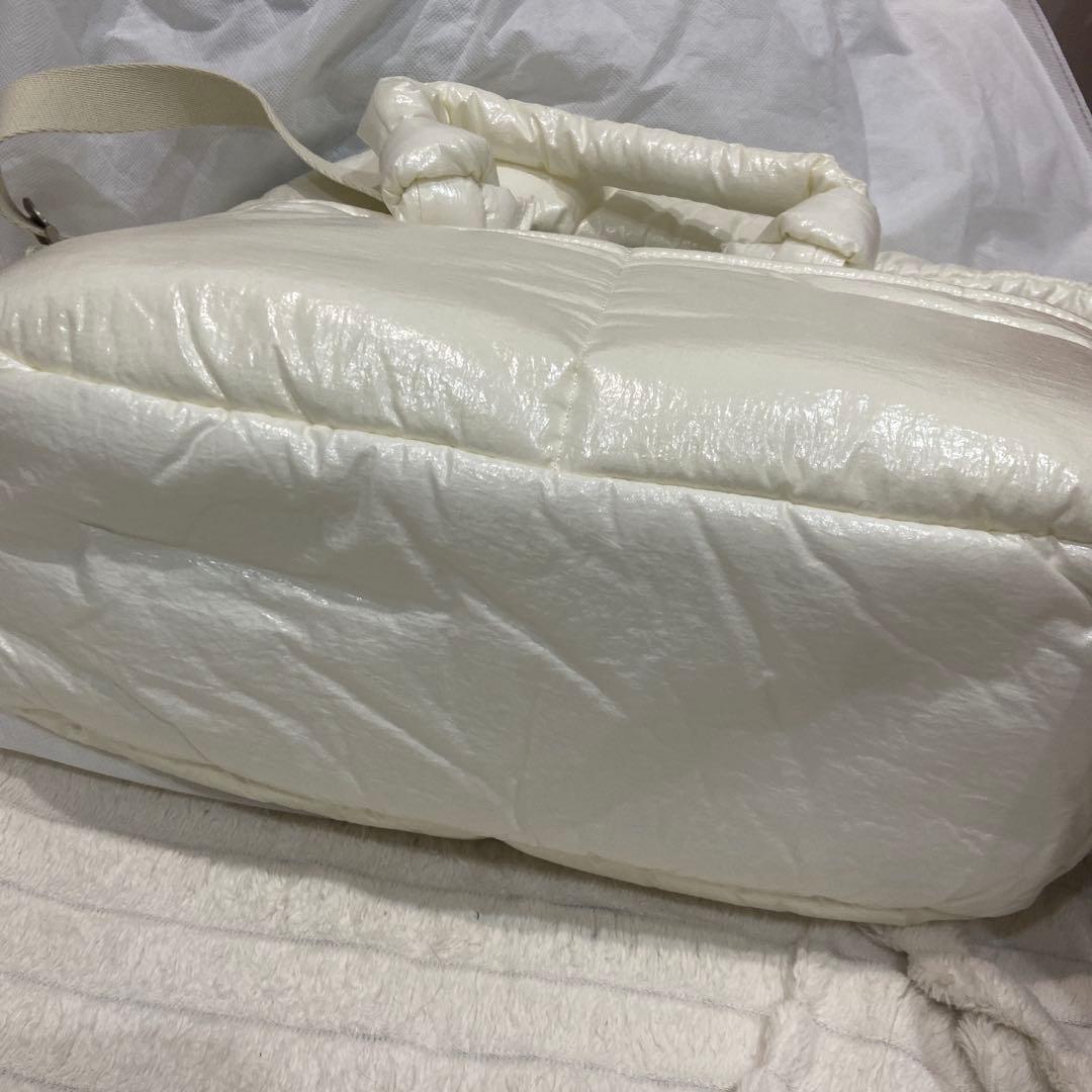 最終値下げ】SSFW メロウバッグ グロッシー ホワイト ほぼ新品 - メルカリ