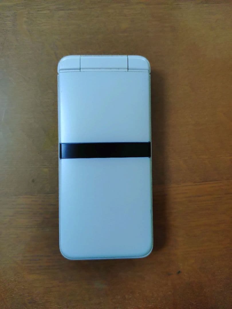 docomo DIGNO KY-42C ホワイト 折りたたみ式携帯電話 DIGNO® ケータイ