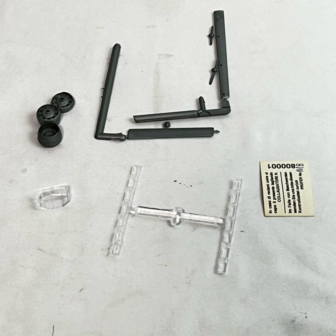 Roco ロコ JU52/3m HO1800 Junkers 52/3m 未組立 - メルカリ