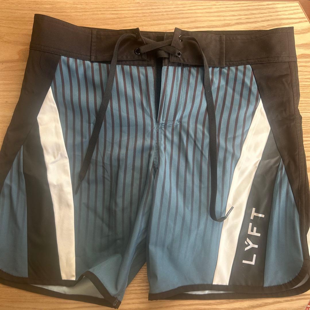 LYFT (リフト)サーフパンツ カネキンモデル ステージショーツ