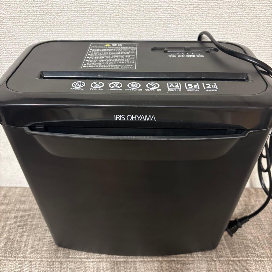 アイリスオーヤマ シュレッダー - メルカリ