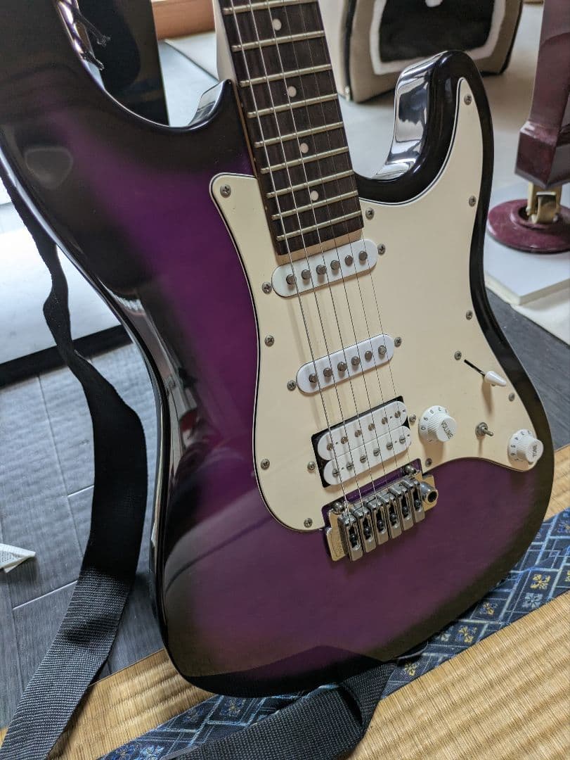 レイフィールド　Rayfield エレキギター パープル