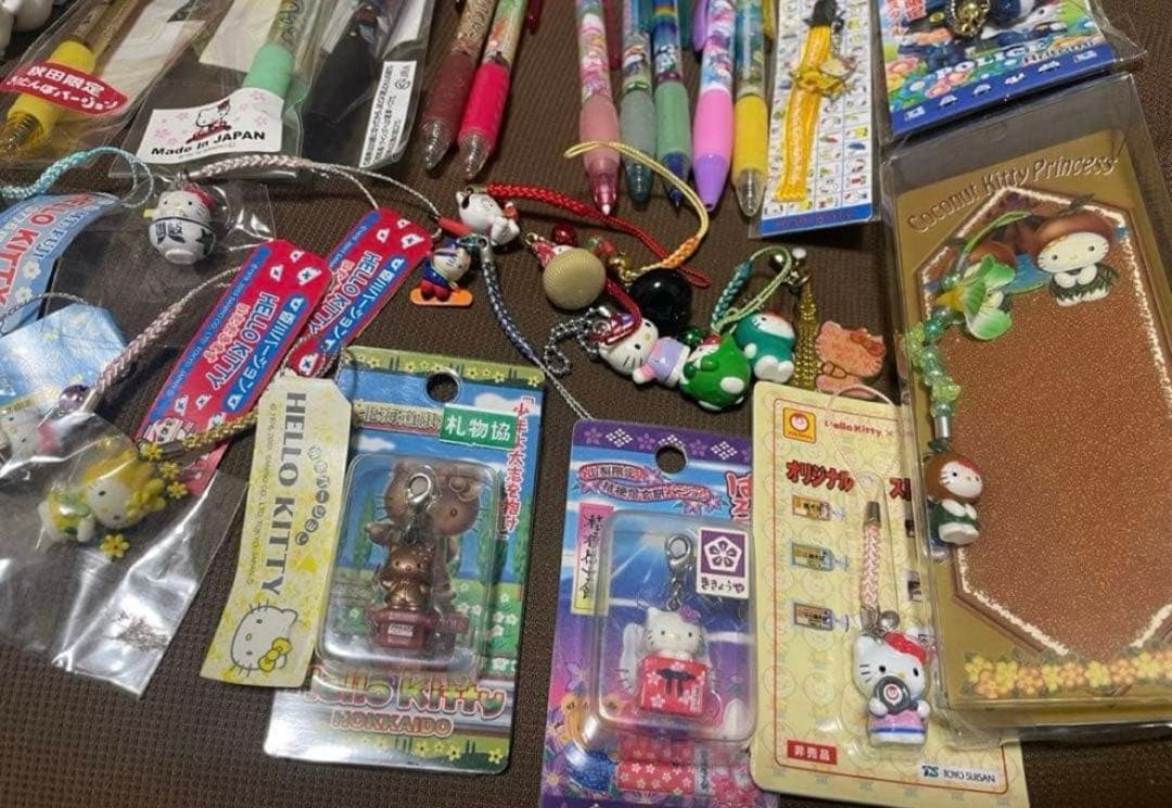 ご当地キティ　まとめ売り