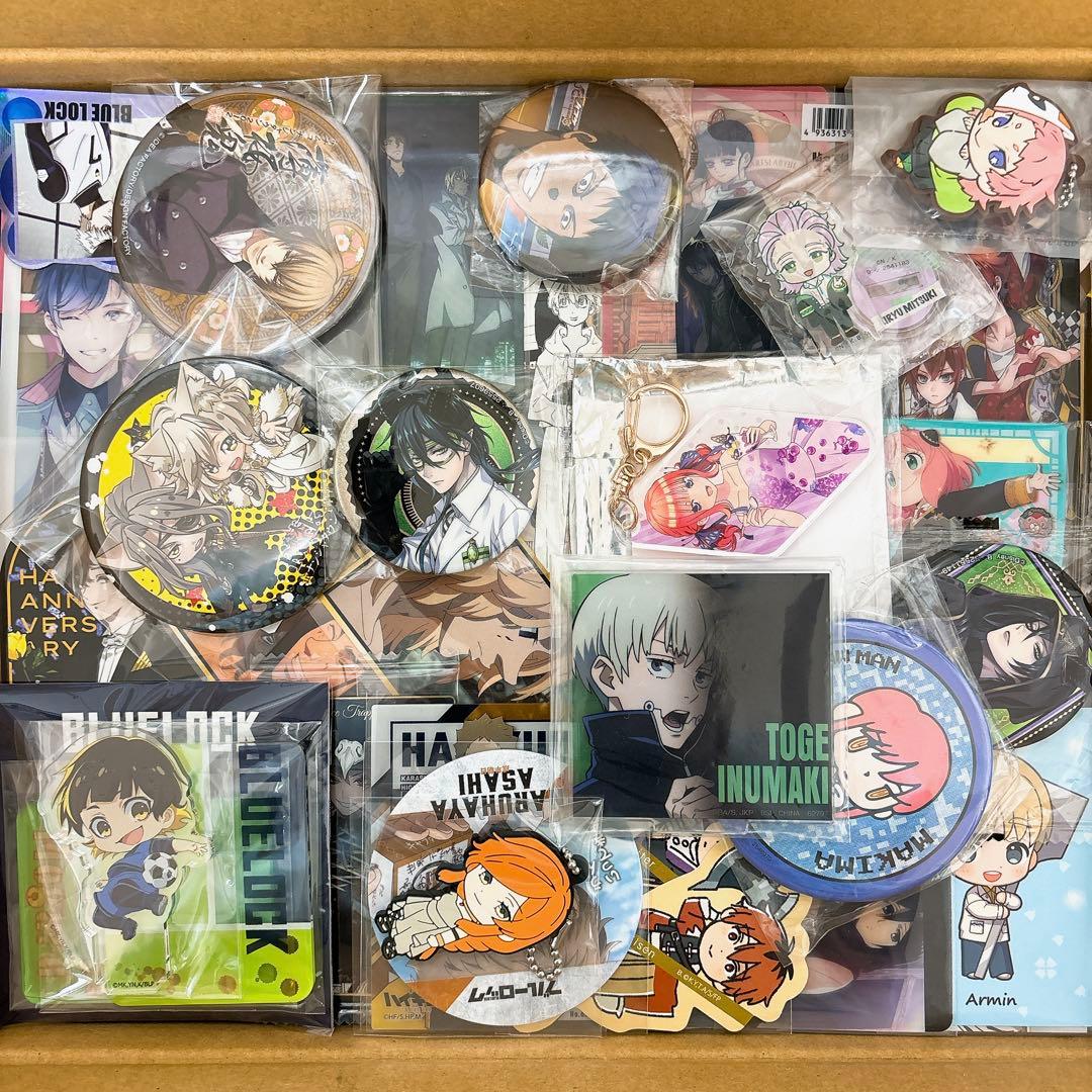 アニメグッズキャラクターグッズ800個以上まとめ売り