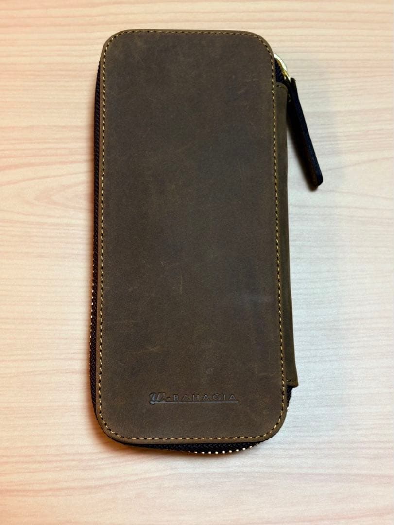 バハギア ペンケース ラウンドジップ型 クレイジーホース オリーブ