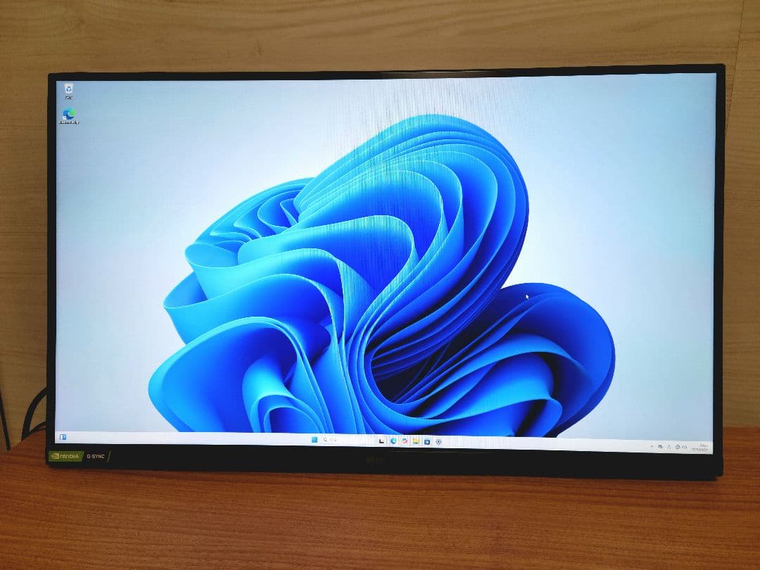 美品 LG 27インチ WQHD 144Hzゲーミングモニター 27GL83A