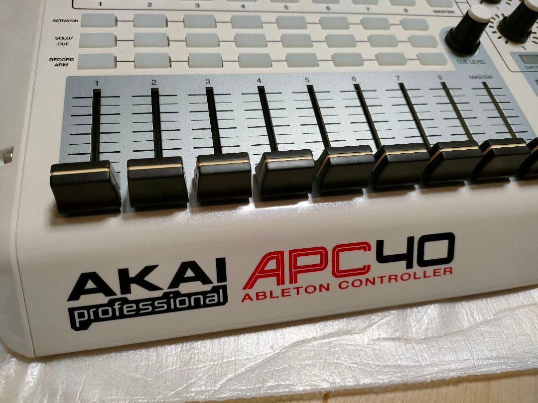 未使用・限定カラー】AKAI APC40 Ableton コントローラー