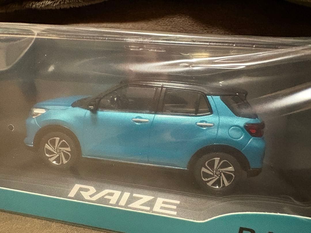 トヨタ RAIZE (ライズ )ミニカー 非売品