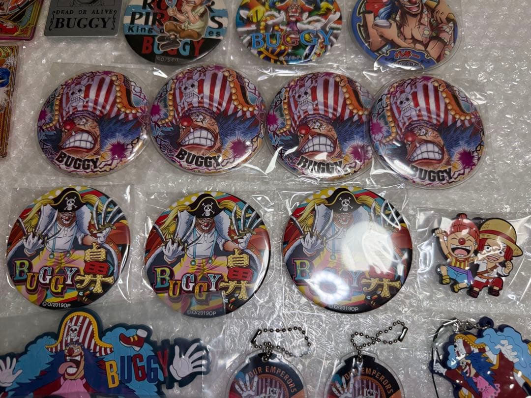 ワンピース　バギー　缶バッジ　麦わらストア限定　一番くじ