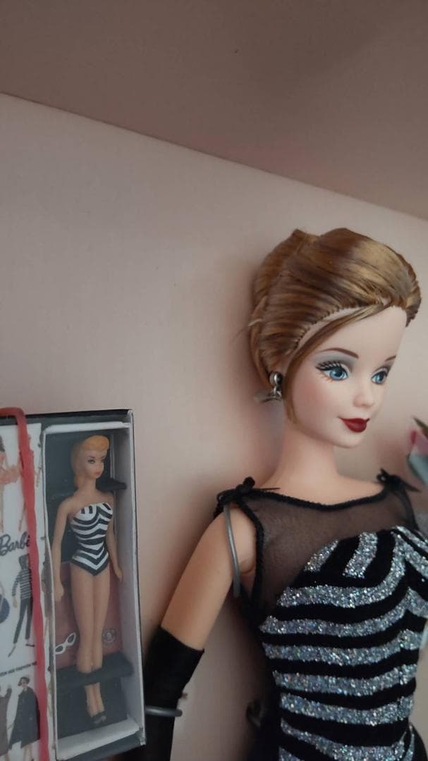 40th Anniversary Barbie お値下げしました。 40th Anniversary Barbie