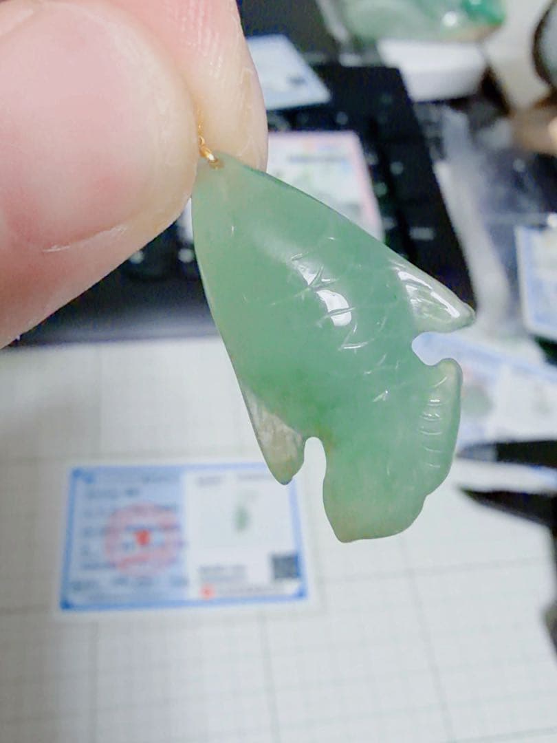 CS-0068天然本翡翠《本物保証》翡翠ペンダント K18