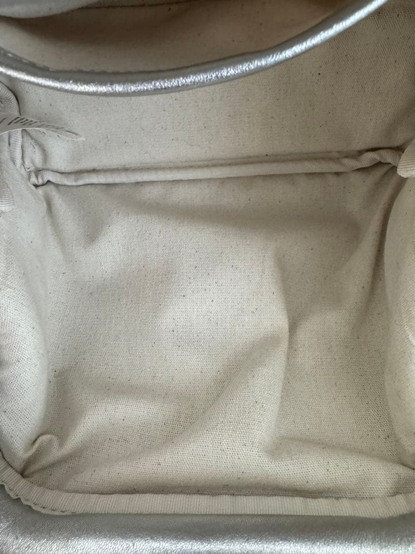 【keiさま】osoi ショルダーバッグ　シルバー