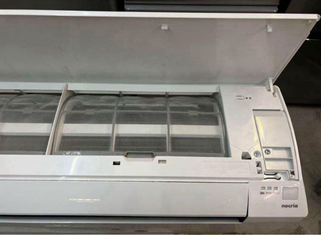 【高年式】2021年式 2.2kw 富士通 エアコン AS-B221L-W