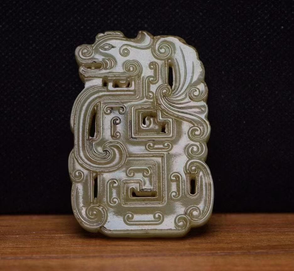 中国古美術・和田玉龍牌・和田玉製・細密彫・根付・裝身具・置物・玉墜