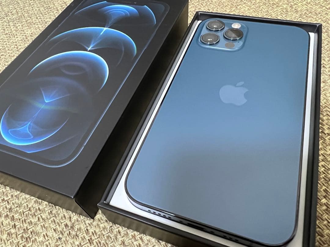 美品】SIMロック解除済 Apple iPhone12 Pro 256GB - スマートフォン