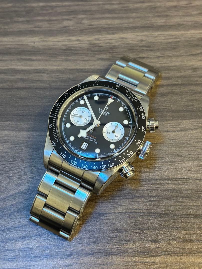 【2023年新品購入/美品・保証残】ブラックベイクロノM79360N TUDOR