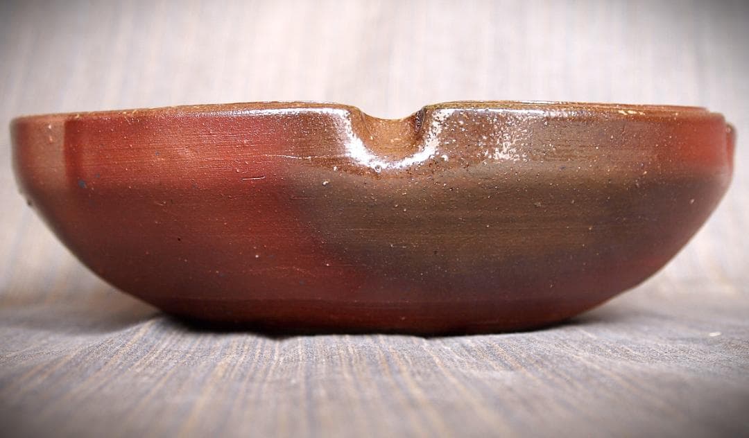 人気作家★藤原喜久代【師：辻清明】備前梅鉢（２３，５ｃｍ）★緋襷★共箱