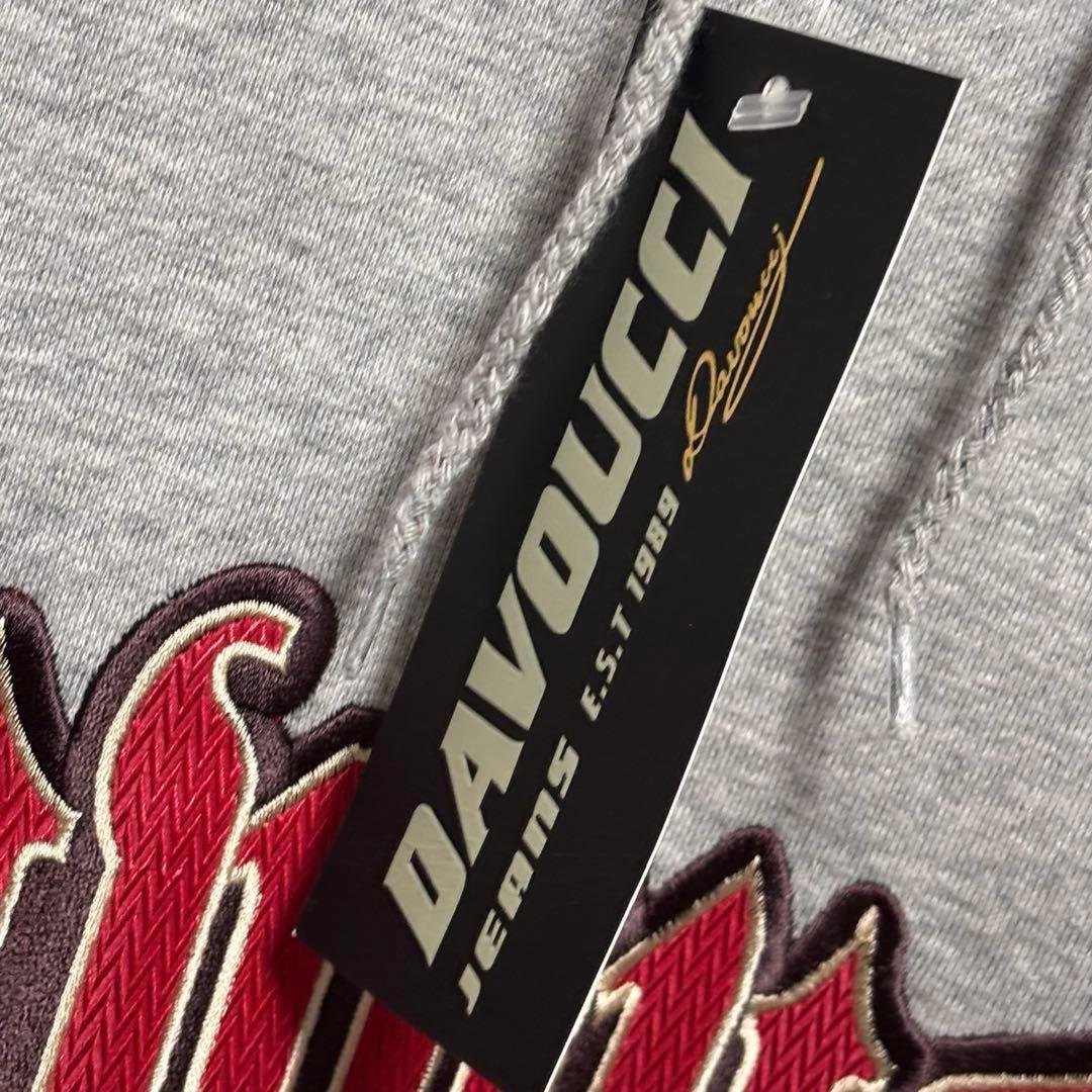 【新品タグ付】DAVOUCCIダヴォッチ パーカースウェット ロゴ刺繍　裏起毛
