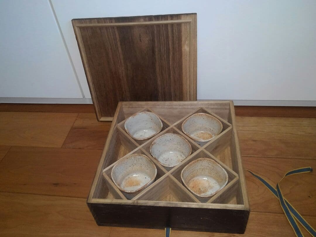 ♥美濃焼　志野　向付　五客揃い　桐箱付き