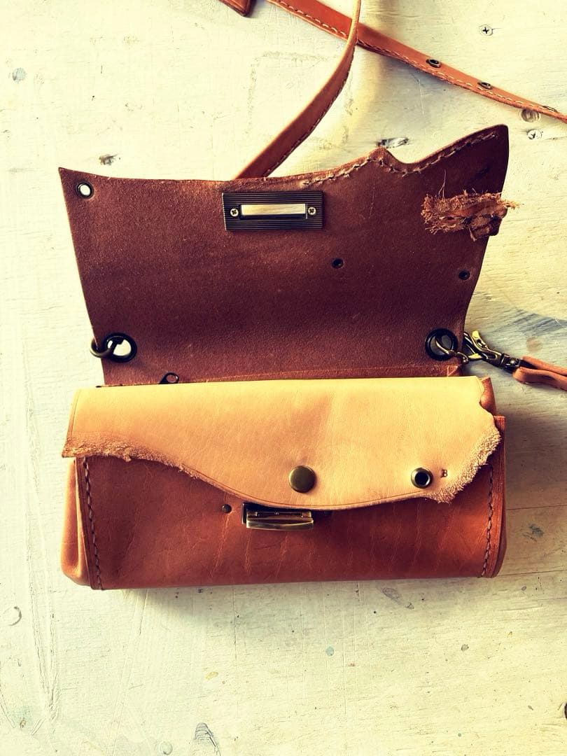 このうえなくナチュラルleather長財布ショルダーアコーディオンポーチ