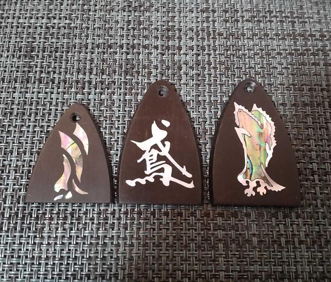 PRS　エボニー製　フレームドイーグル トラスロッドカバー　RENSPOWM