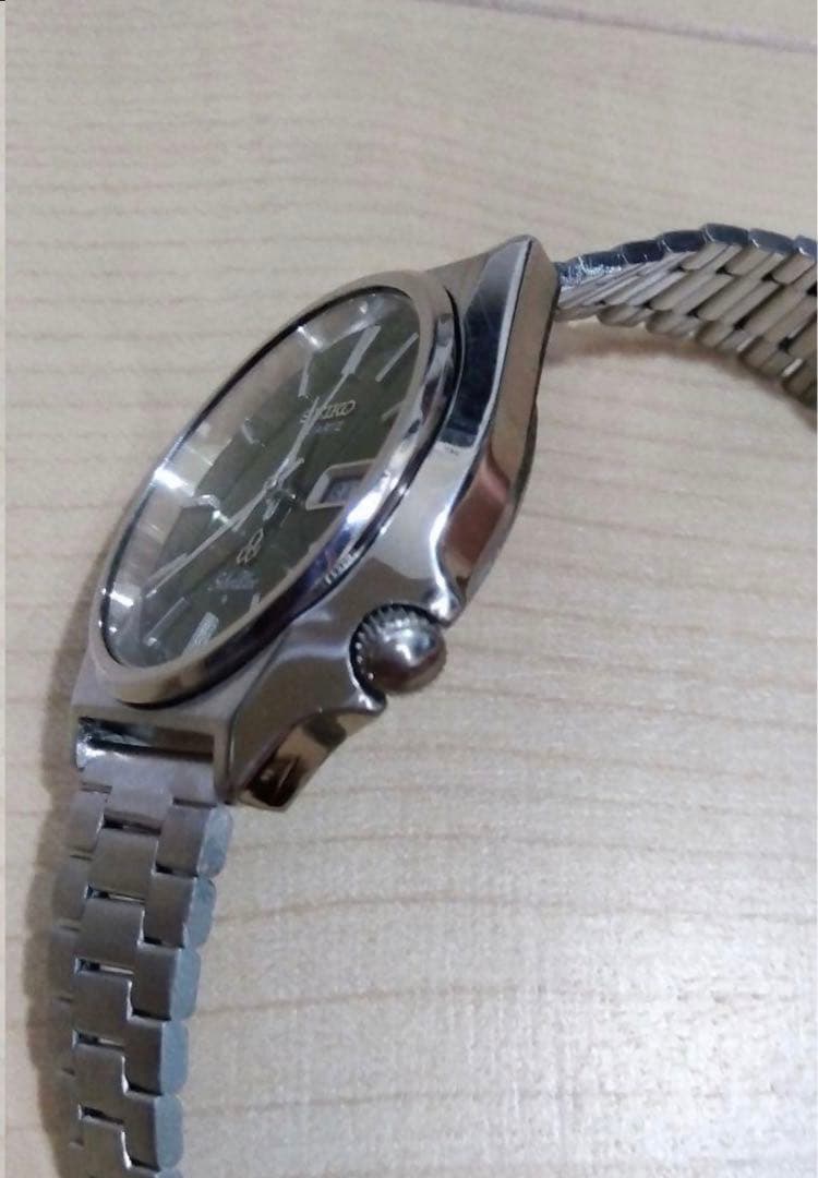 セイコー　SEIKO　シルバーウェーブ　グリーン文字盤　ガラス風防　電池新品