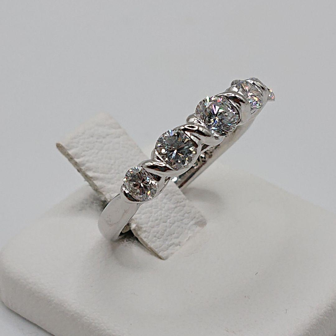 はる様1カラットUP 5粒 ツイスト天然ダイヤモンドリング エタニティPt900