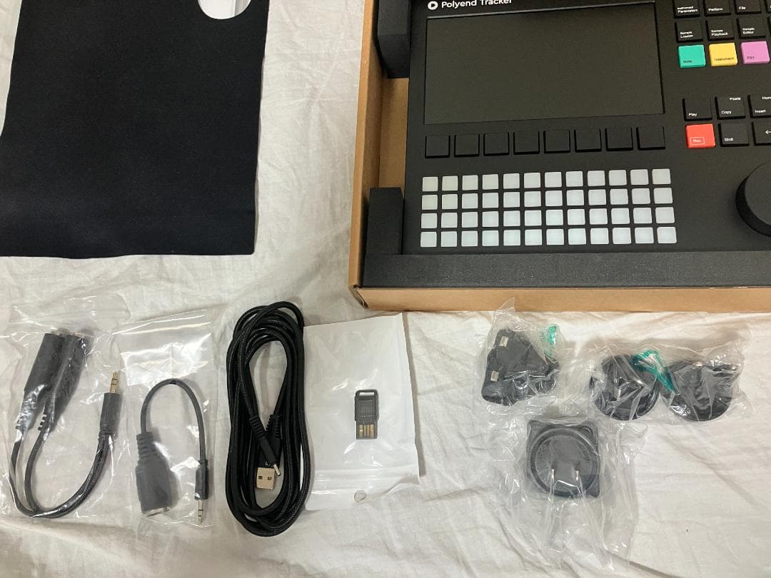 polyend tracker サンプラー シーケンサー グルーブボックス - メルカリ